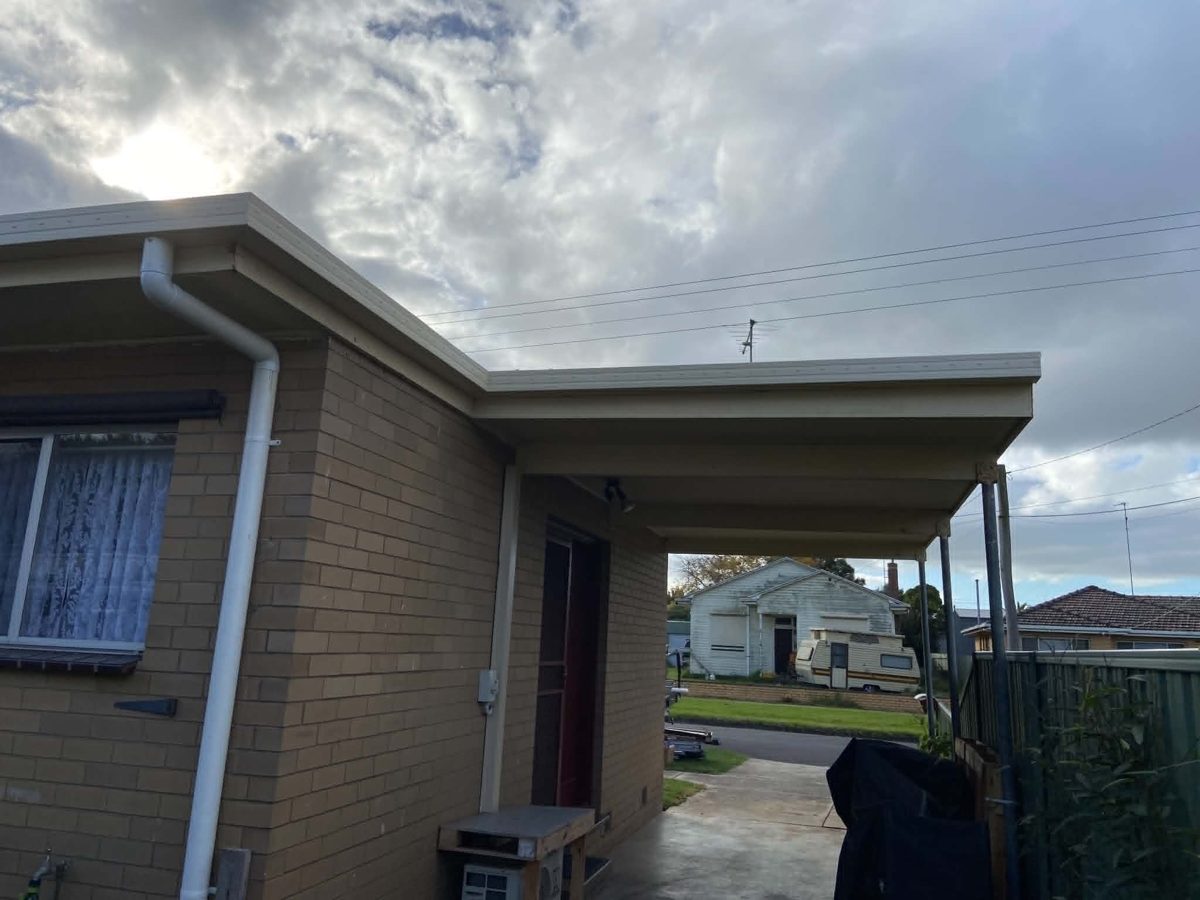 Guttering carried through to the carport